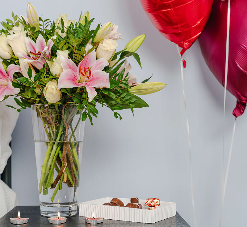 Classic Roses and Lilies 