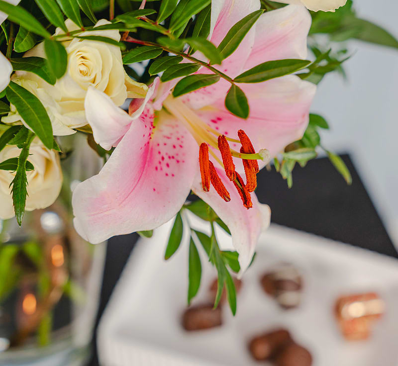 Classic Roses and Lilies 